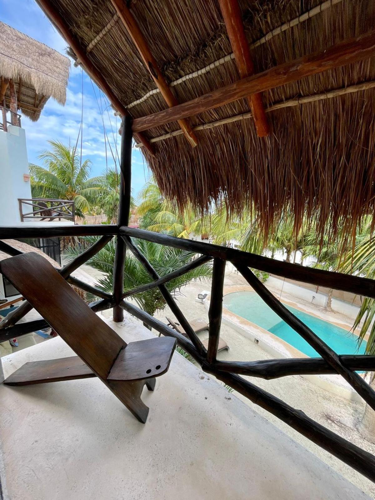 La Puerta Azul Beachfront - Adults Only Остров Холбокс Экстерьер фото